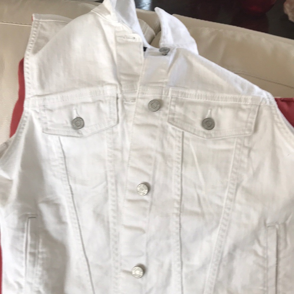 Gap white denim vest size Large